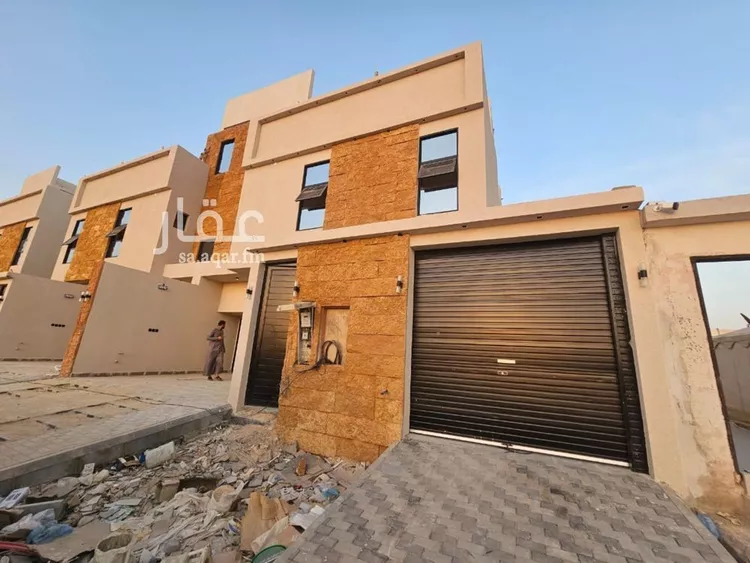 دور للبيع في شارع بلال بن هرمي, حي الحزم, مدينة الرياض, منطقة الرياض صورة 4