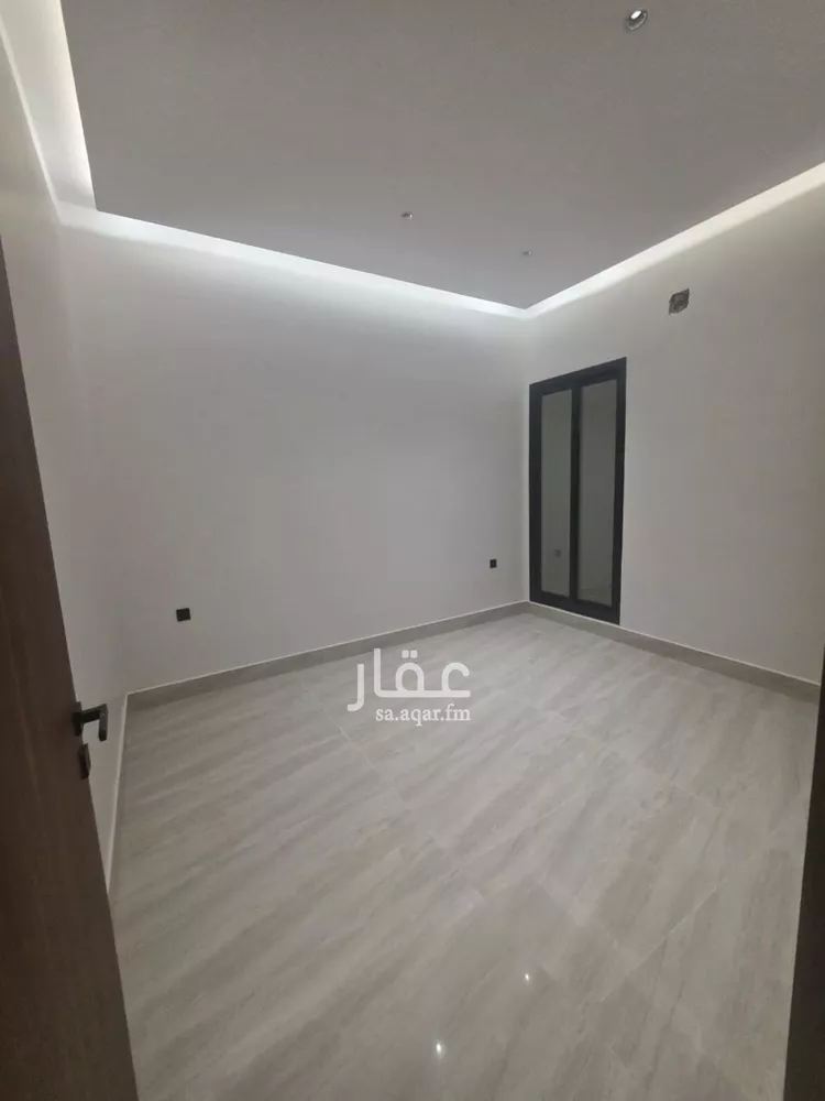 دور للبيع في شارع وادي حوران, حي ديراب, مدينة الرياض, منطقة الرياض 11