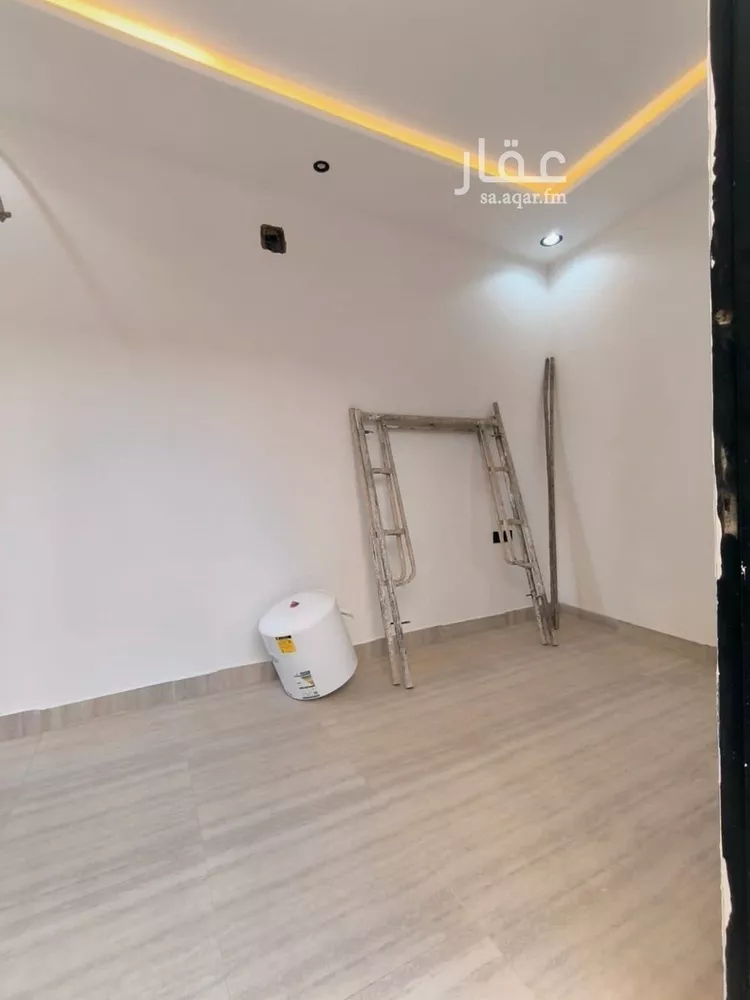 فيلا للبيع في شارع أحمد بن حاتم الجرمي, حي طويق, مدينة الرياض, منطقة الرياض صورة 3
