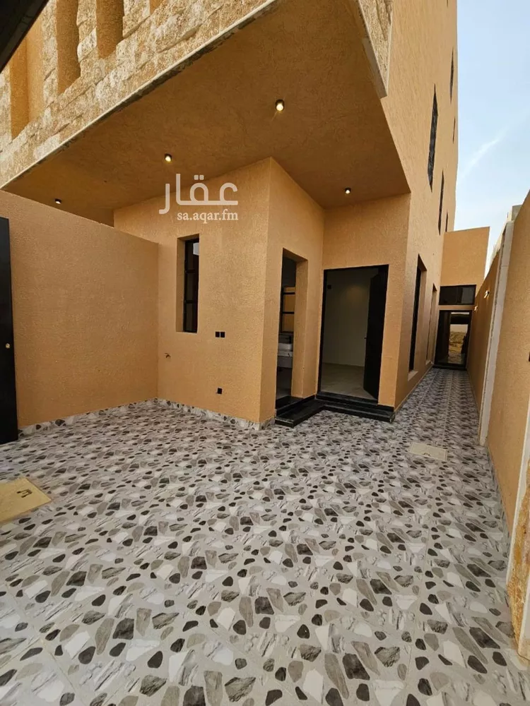 دور للبيع في شارع الحسين الحموي, حي طويق, مدينة الرياض, منطقة الرياض 13
