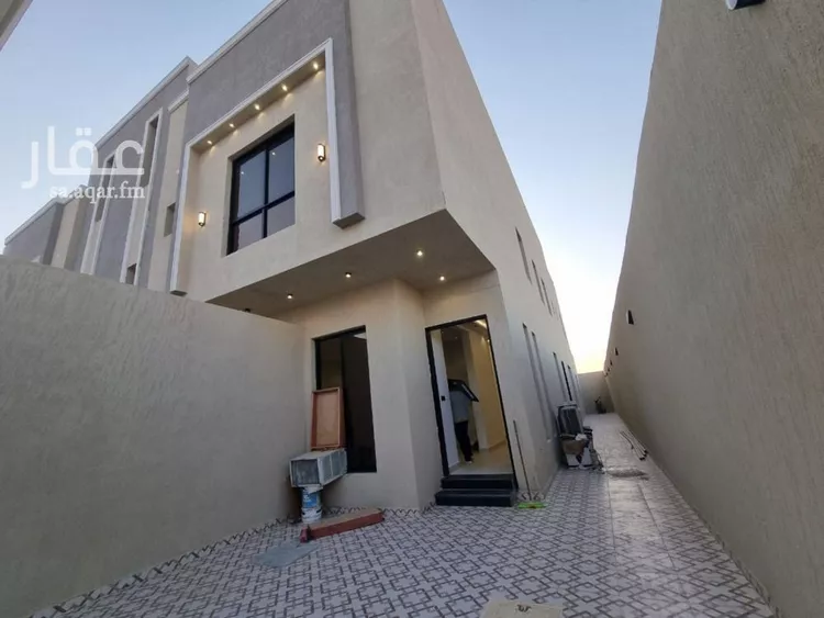 دور للبيع في شارع عبدالله البواب, حي بدر, مدينة الرياض, منطقة الرياض صورة 2