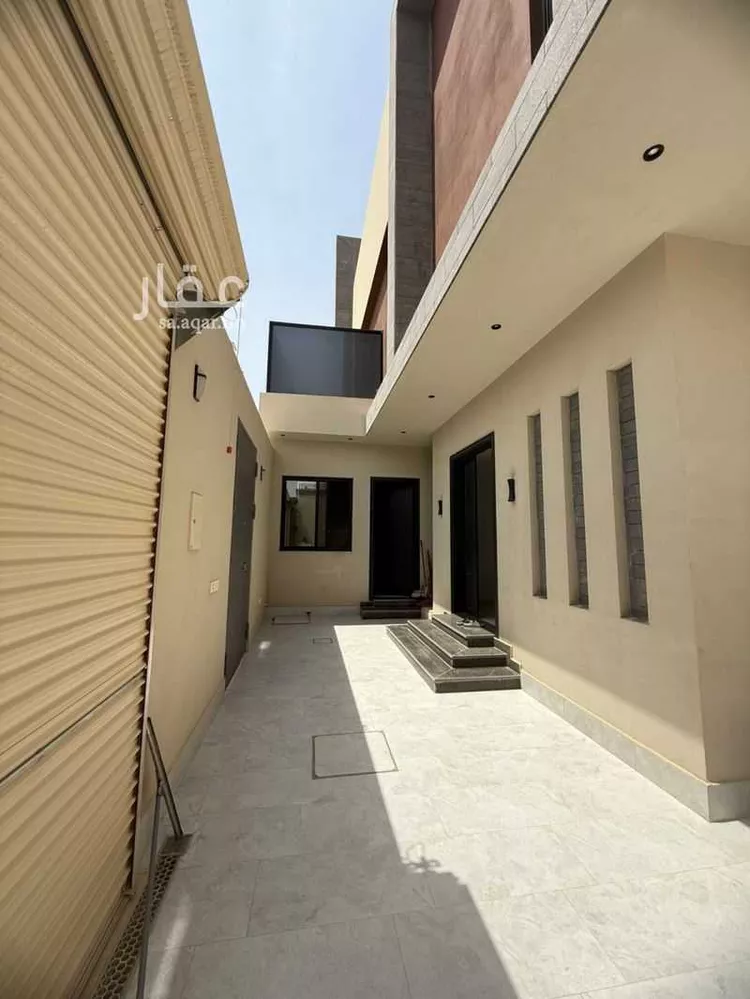 Villa for Sale in Riyadh King Khalid International Airport