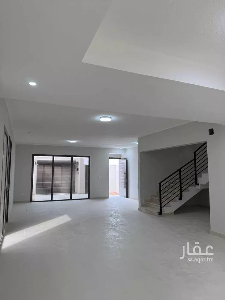 فيلا للإيجار في شارع إبراهيم الموسكي, حي مطار الملك خالد الدولي, مدينة الرياض, منطقة الرياض صورة 2
