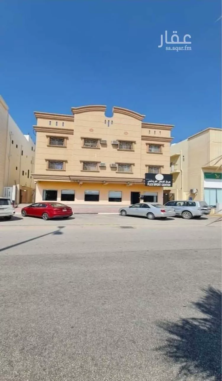 عمارة للإيجار في شارع ابو زريق, حي الحوراء, مدينة الاحساء, المنطقة الشرقية