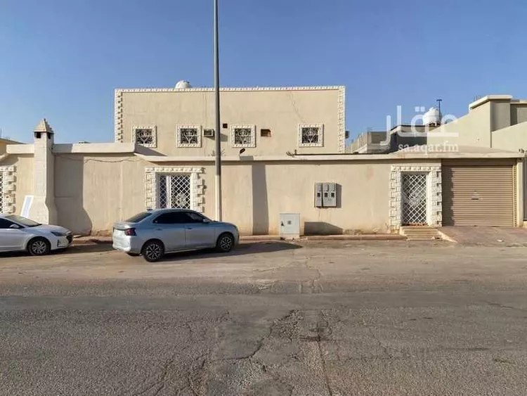 فيلا للبيع في شارع بدر المزني, حي نوارة, مدينة المزاحمية, منطقة الرياض صورة 4
