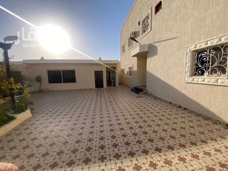 فيلا للبيع في شارع بدر المزني, حي نوارة, مدينة المزاحمية, منطقة الرياض 13