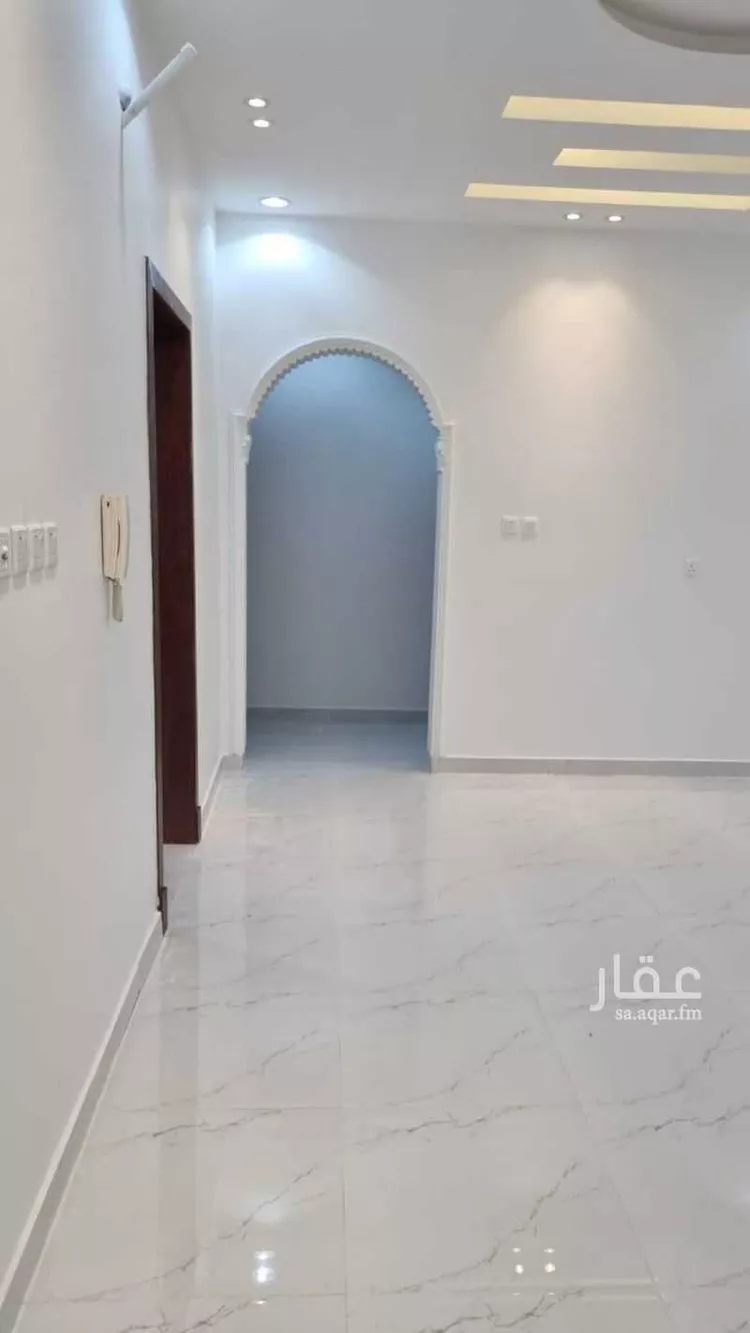 شقة للإيجار في شارع العزيزية 73 ، حي العزيزية ، الجبيل ، الجبيل