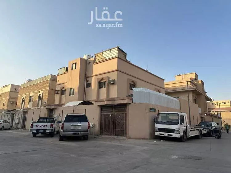 فيلا للبيع في شارع فاطمة بنت أبي موسى, حي النسيم الشرقي, مدينة الرياض, منطقة الرياض صورة 3