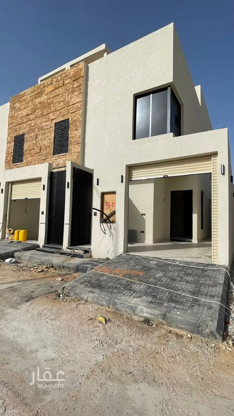 دور للبيع في شارع طيب الإسم, حي طيبة, مدينة الرياض, منطقة الرياض 1 صورة