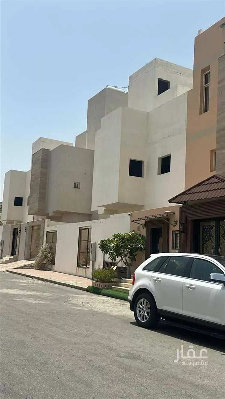 فيلا للبيع في شارع النسائي, حي السوق الجديد, مدينة مكة المكرمة, منطقة مكة المكرمة
