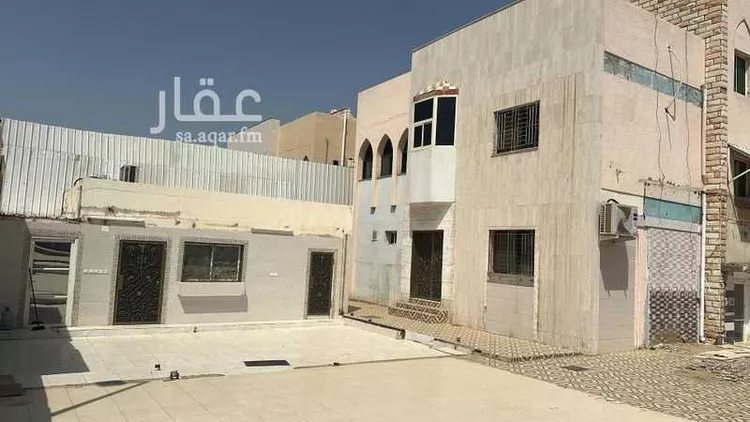 فيلا للبيع في شارع شارع الرفاق, حي العوالي, مدينة مكه المكرمه, منطقة مكة المكرمة صورة 2