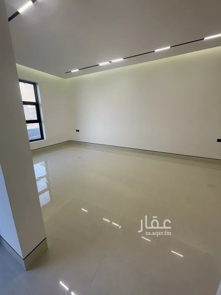 فيلا للبيع في شارع أبي الحسن الأسفرائيني, حي المهدية, مدينة الرياض, منطقة الرياض صورة 4