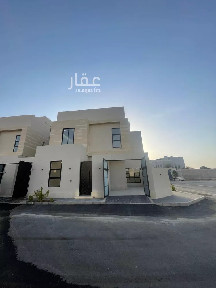 فيلا للبيع في شارع أبي الحسن الأسفرائيني, حي المهدية, مدينة الرياض, منطقة الرياض صورة 2