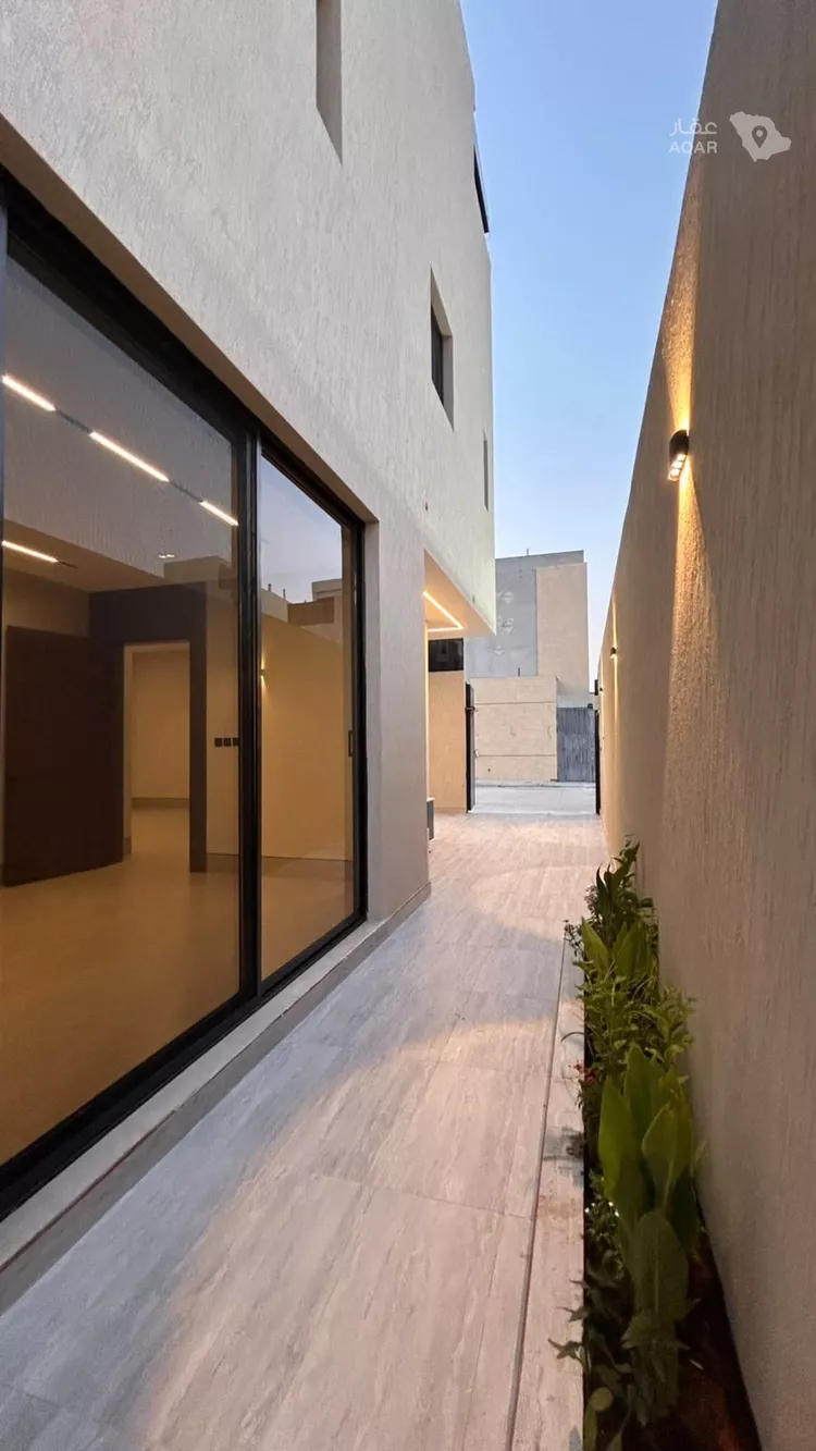 فيلا للبيع في شارع حميري بن كراثة الربعي, حي العارض, مدينة الرياض, منطقة الرياض 4