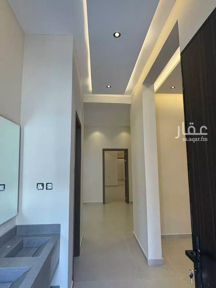 دور للبيع في شارع رشيد الليلا, حي عكاظ, مدينة الرياض, منطقة الرياض صورة 3