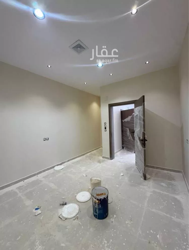 دور للبيع في شارع رشيد الليلا, حي عكاظ, مدينة الرياض, منطقة الرياض صورة 4