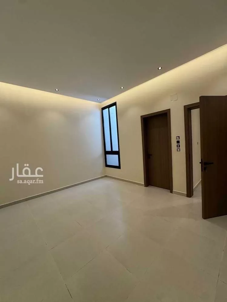 Floor for Sale in Riyadh Okaz 10