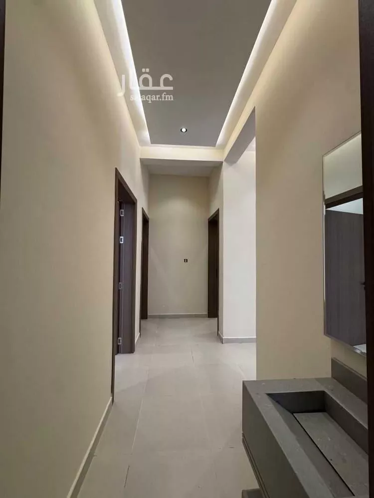 Floor for Sale in Riyadh Okaz 7