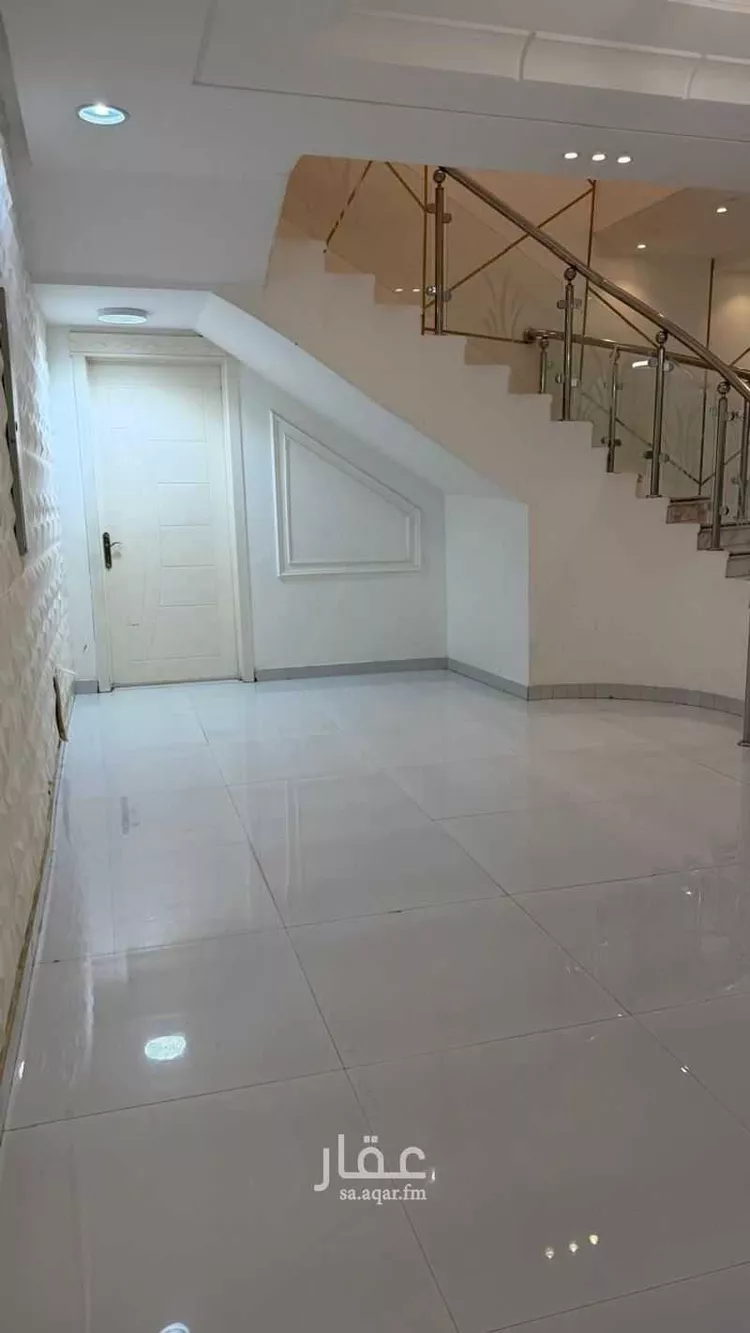 فيلا للإيجار في شارع فضل الله بن عبدالله الطبري, حي الرمال, مدينة الرياض, منطقة الرياض صورة 3