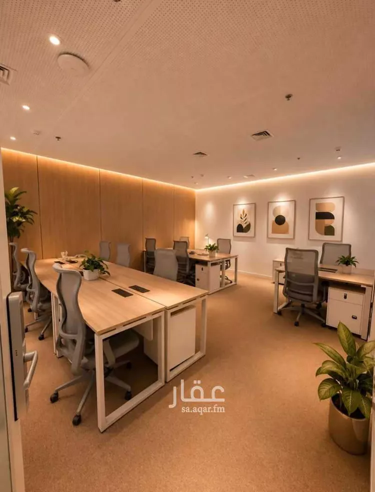 مكتب تجاري للإيجار في شارع الثمامة الفرعي, حي الصحافة, مدينة الرياض, منطقة الرياض