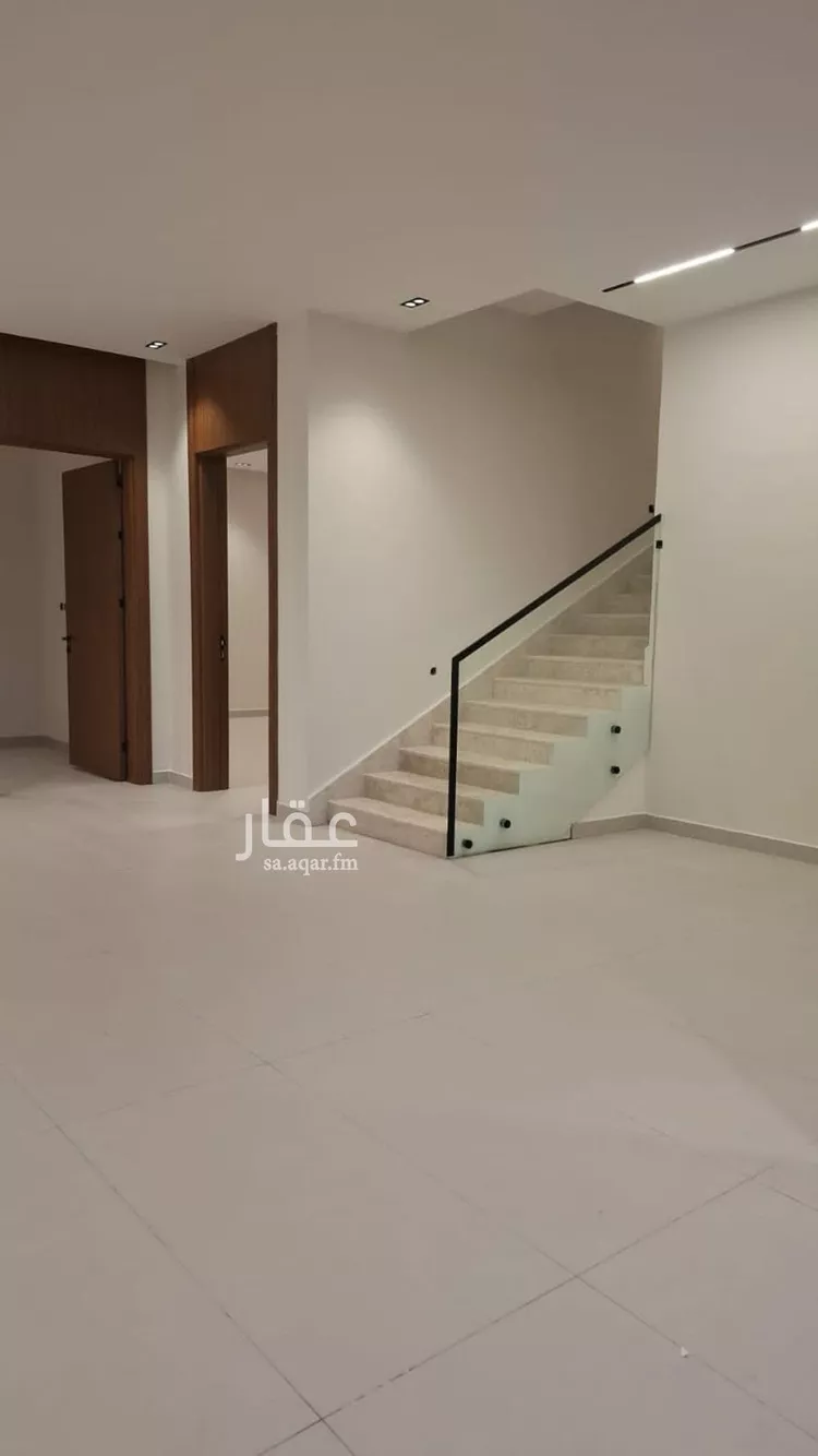 دور للبيع في شارع التعدين, حي المونسية, مدينة الرياض, منطقة الرياض صورة 4