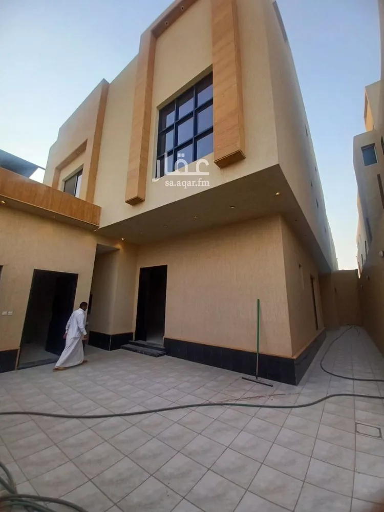 فيلا للبيع في شارع عبدالعزيز الدراوردي, حي العارض, مدينة الرياض, منطقة الرياض صورة 2