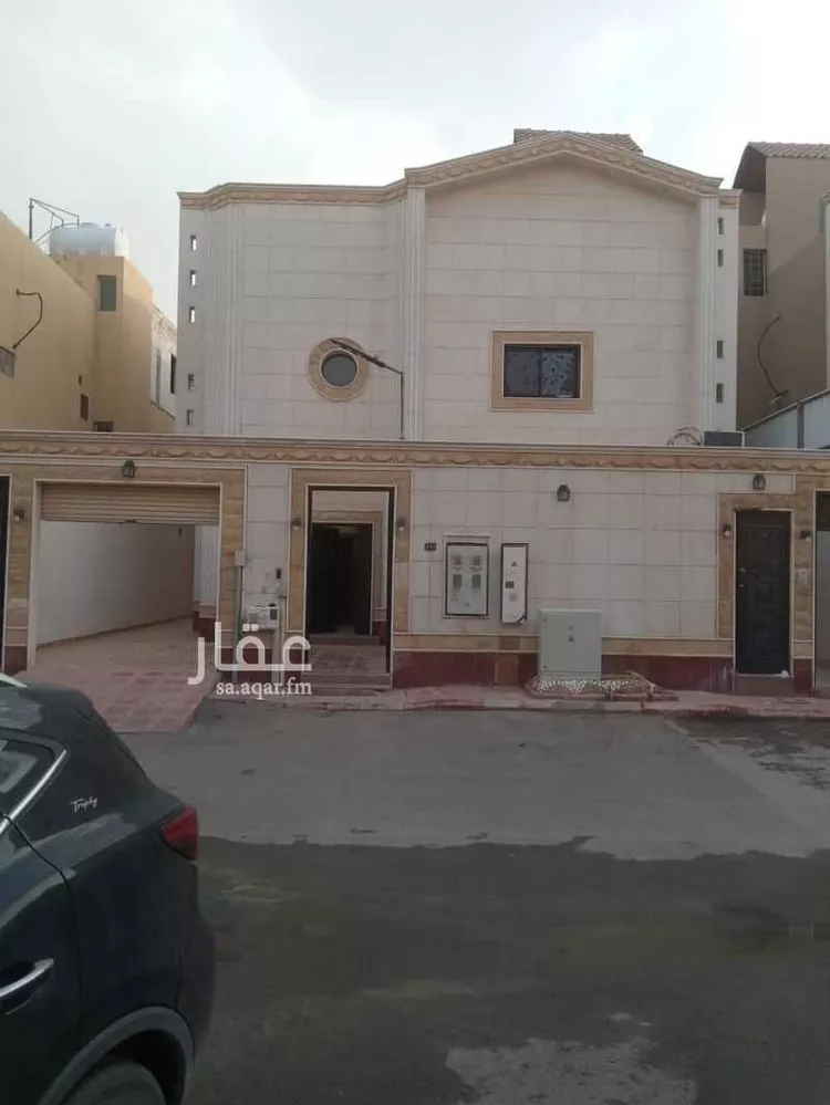 دور للبيع في شارع الطوي, حي إشبيلية, مدينة الرياض, منطقة الرياض صورة 2
