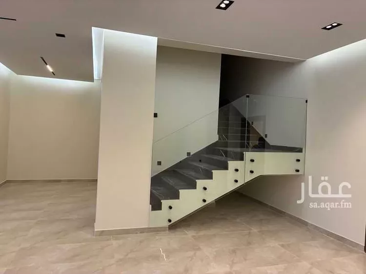 فيلا للبيع في شارع إبراهيم بن إدريس المالكي, حي الرمال, مدينة الرياض, منطقة الرياض صورة 5