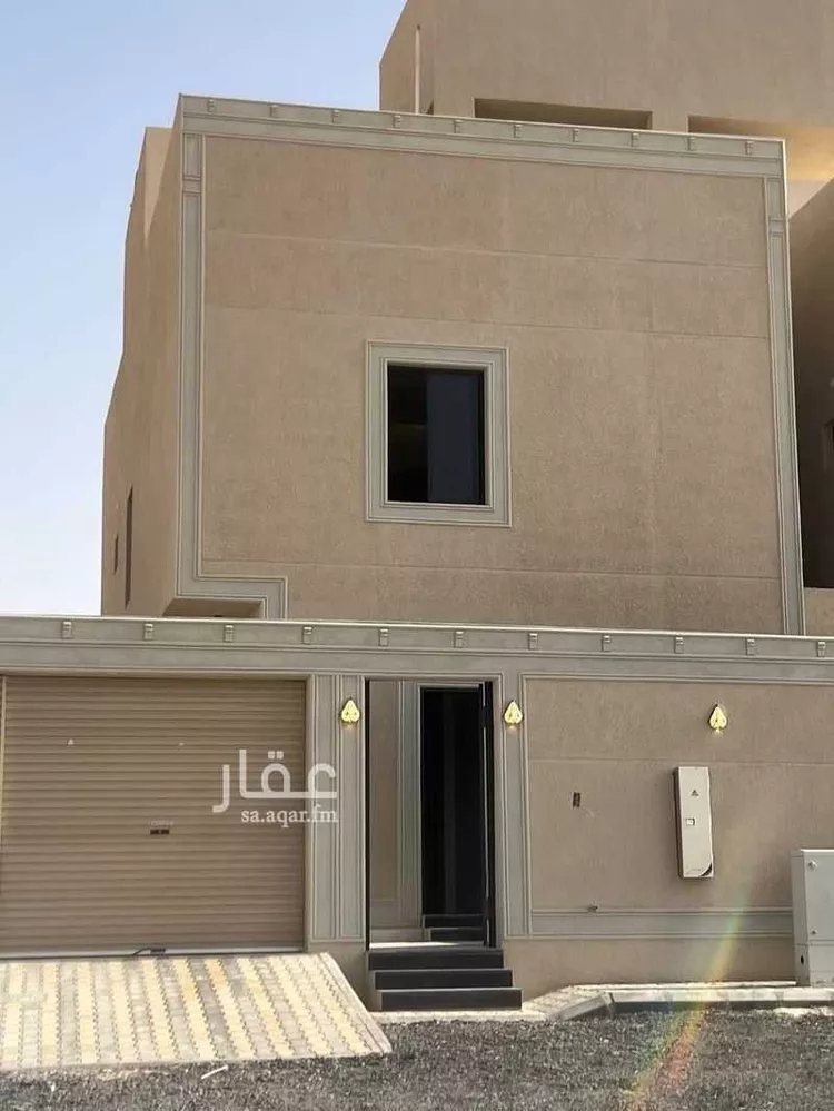 فيلا للبيع في شارع عمران بن ابي عمر, حي عريض, مدينة الرياض, منطقة الرياض