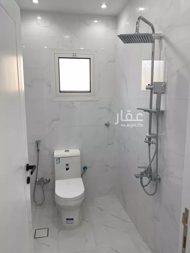 شقة للإيجار في شارع حسين ابن سليمان الحنفي, حي الدفاع, مدينة المدينه المنوره, منطقة المدينة المنورة 11