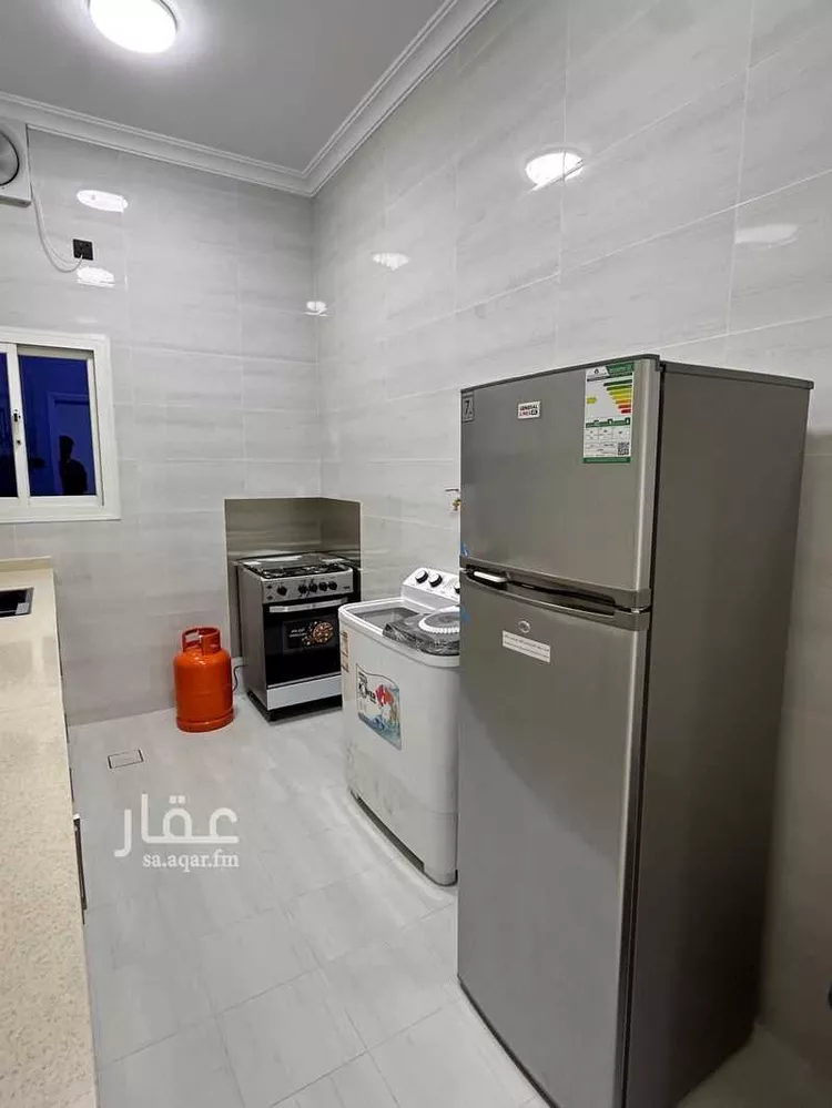شقة مفروشة للحجز في شارع الهيثم ابن عباد ، حي بني حارثة ، المدينة المنورة ، منطقة المدينة المنورة 8