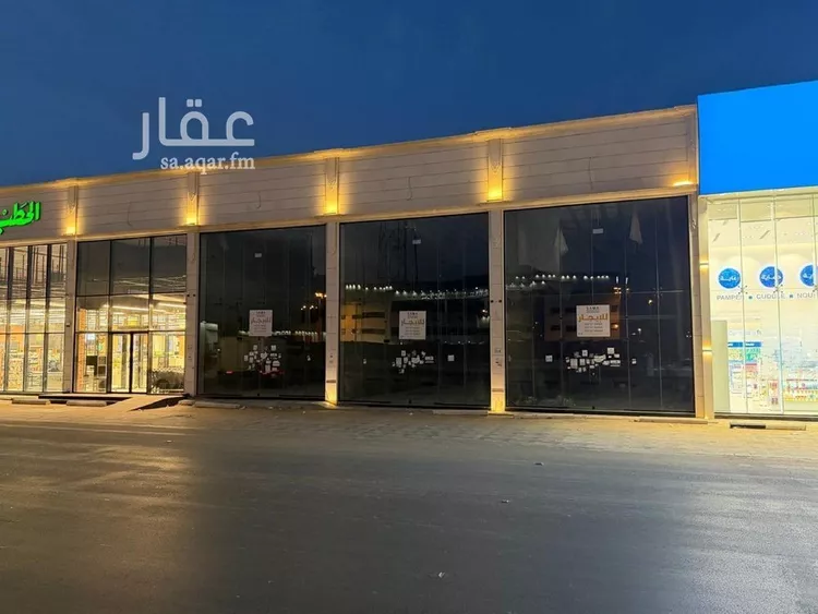 مجمع للإيجار في شارع العام, حي الصفراء, مدينة بريدة, منطقة القصيم صورة 2