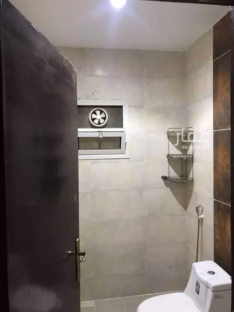 Building for Rent in Riyadh Dhahrat Laban صورة 4