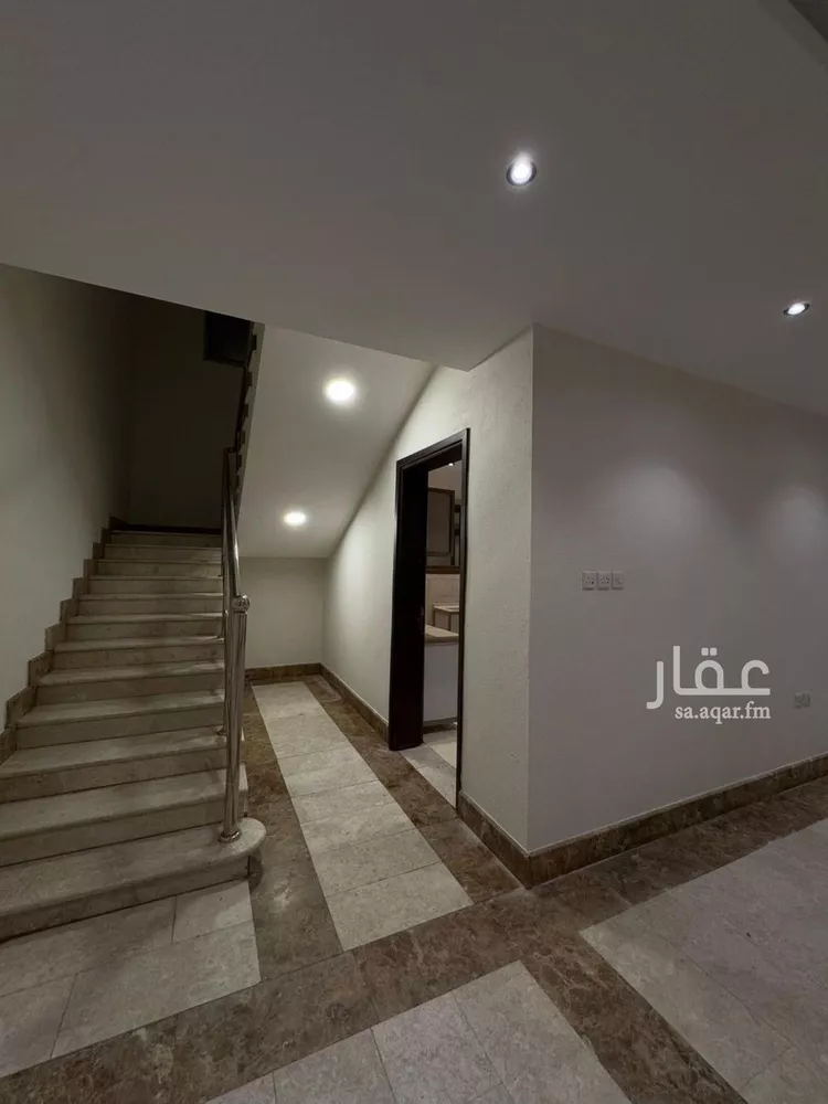 فيلا للإيجار في شارع مصعب بن عمير, حي الفيصلية, مدينة الدرعية, منطقة الرياض صورة 2