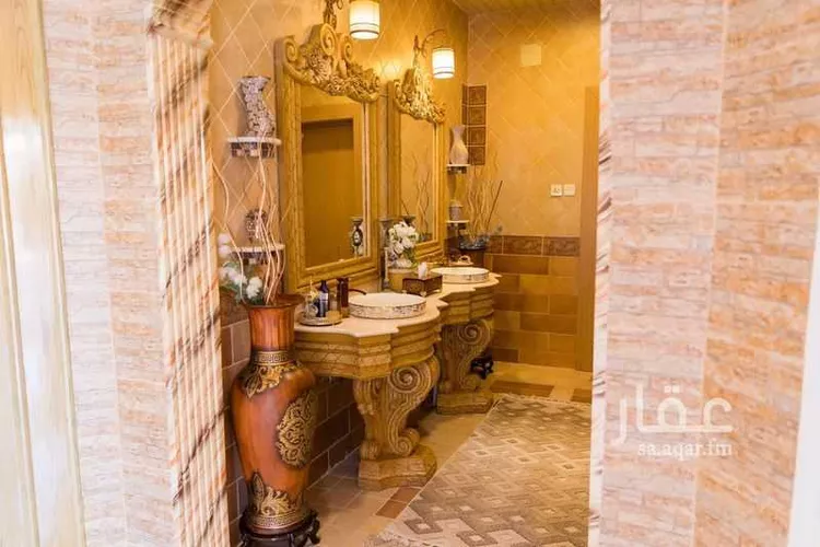فيلا للبيع في شارع أبي بكر بن محمد, حي الوسيطاء, مدينة بريده, منطقة القصيم صورة 4