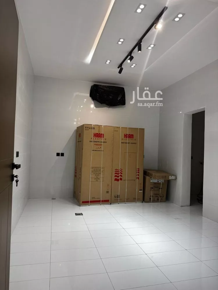 فيلا للبيع في شارع رقم 38, حي الجنادرية, مدينة الرياض, منطقة الرياض 8