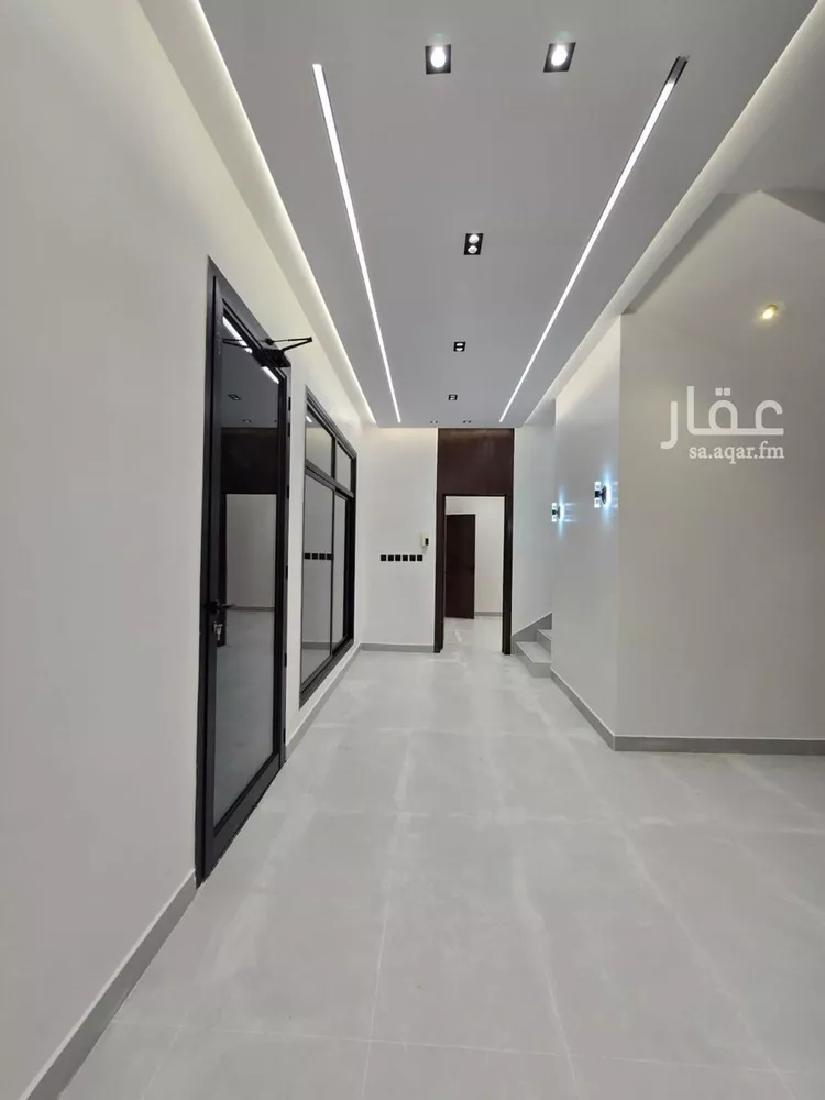 فيلا للبيع في شارع النخل, حي ظهرة لبن, مدينة الرياض, منطقة الرياض صورة 3