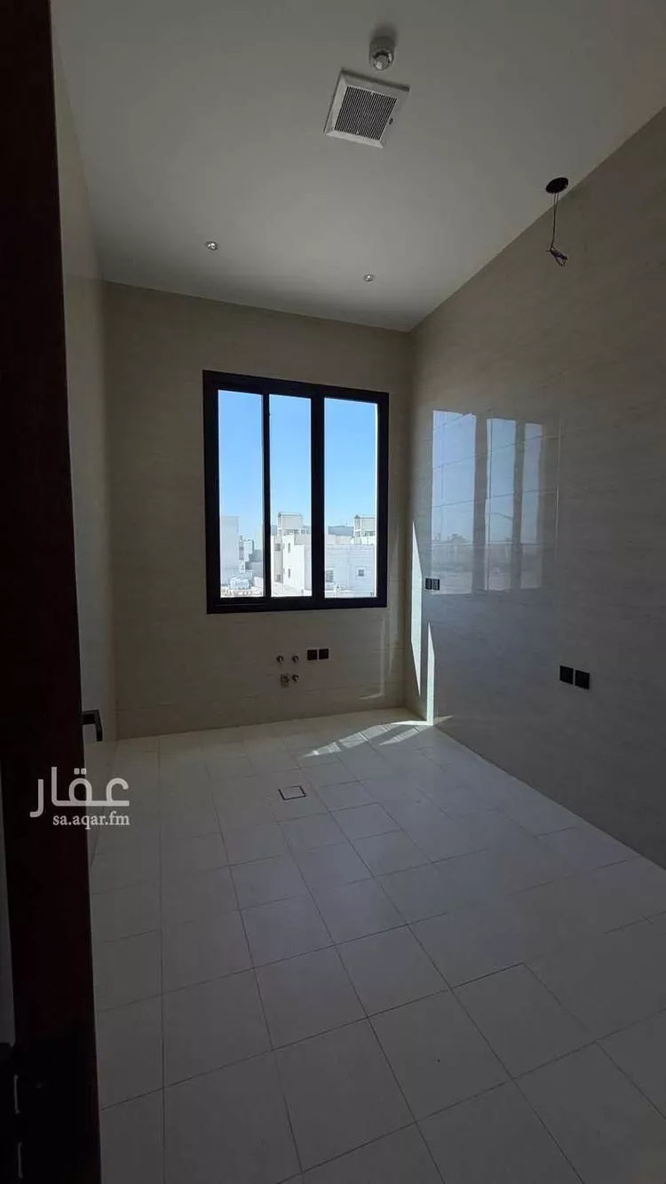 شقة للبيع في شارع ابن أبي الشكر الفلكي, حي المهدية, مدينة الرياض, منطقة الرياض صورة 2