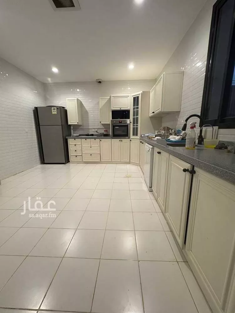 فيلا للإيجار في شارع إسماعيل بن أحمد بن الحسن, حي المهدية, مدينة الرياض, منطقة الرياض صورة 2