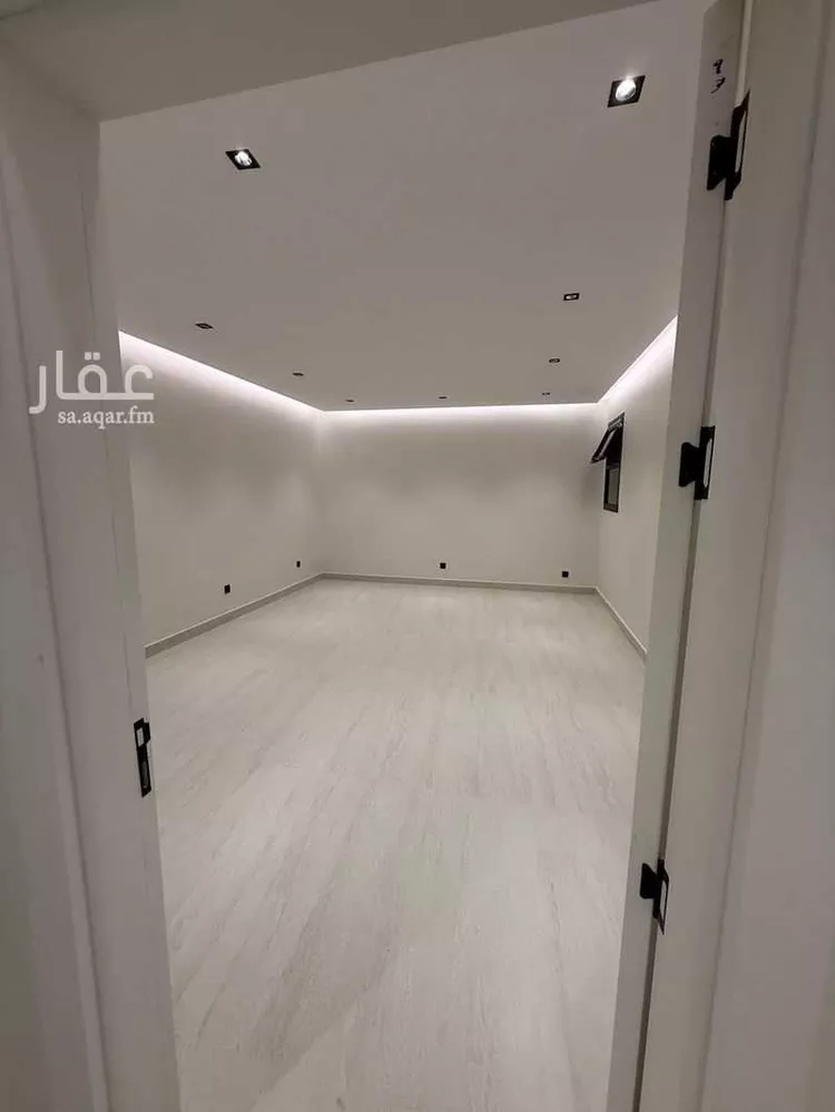 عمارة للإيجار في شارع المركز, حي الوادي, مدينة الرياض, منطقة الرياض صورة 5