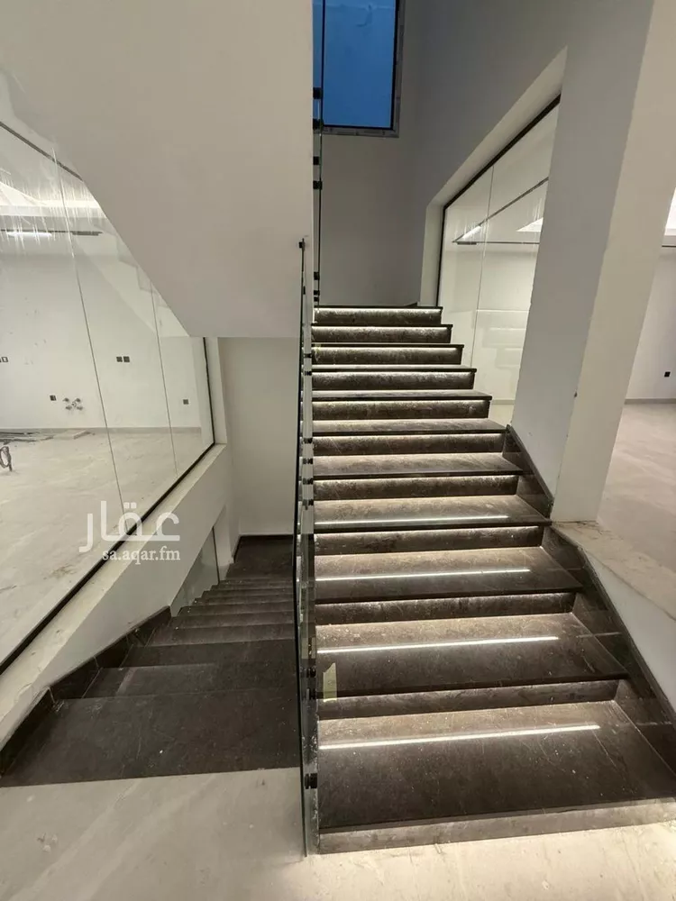 فيلا للبيع في شارع عمر الخزاعي, حي المرجان, مدينة جدة, منطقة مكة المكرمة صورة 4