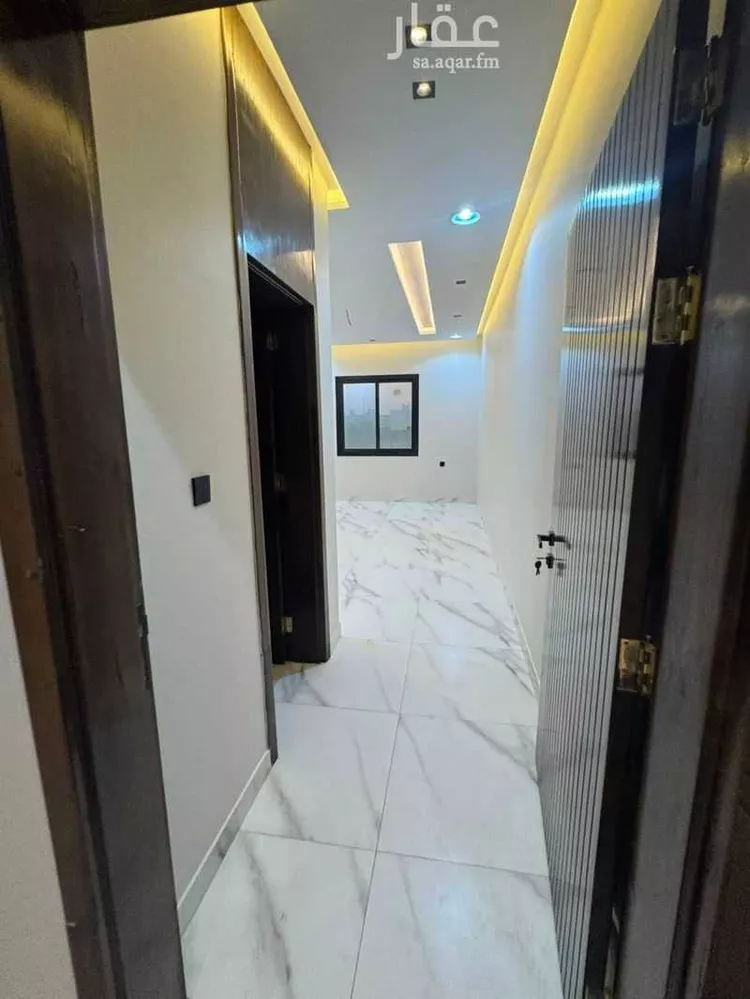 فيلا للبيع في شارع قيال, حي الرياض, مدينة جدة, منطقة مكة المكرمة 12