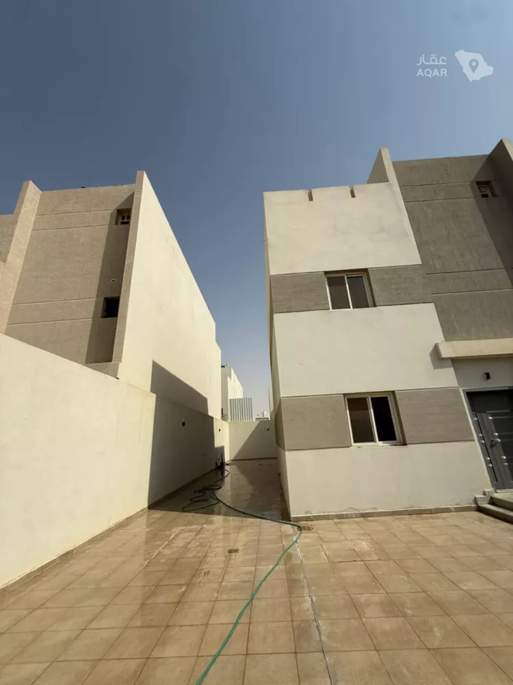 فيلا للبيع في شارع سقطرة, حي الجنادرية, مدينة الرياض, منطقة الرياض 2