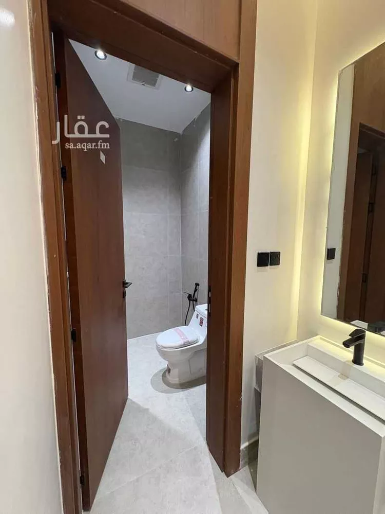 دور للبيع في شارع العلمين ، حي الجنادرية ، الرياض ، منطقة الرياض 9