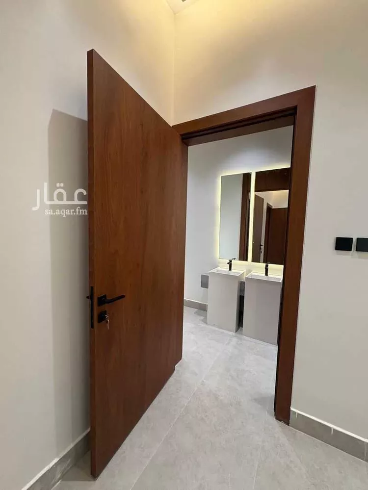 دور للبيع في شارع العلمين ، حي الجنادرية ، الرياض ، منطقة الرياض 8