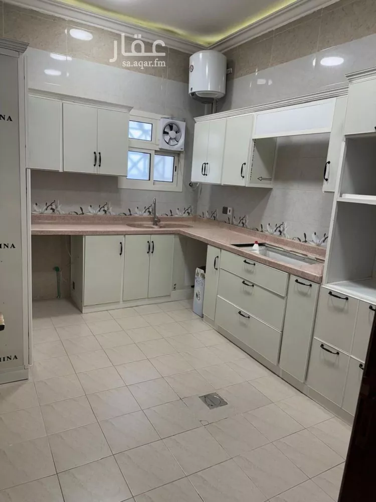 شقة للإيجار في شارع تاج الدين الكندي, حي العارض, مدينة الرياض, منطقة الرياض