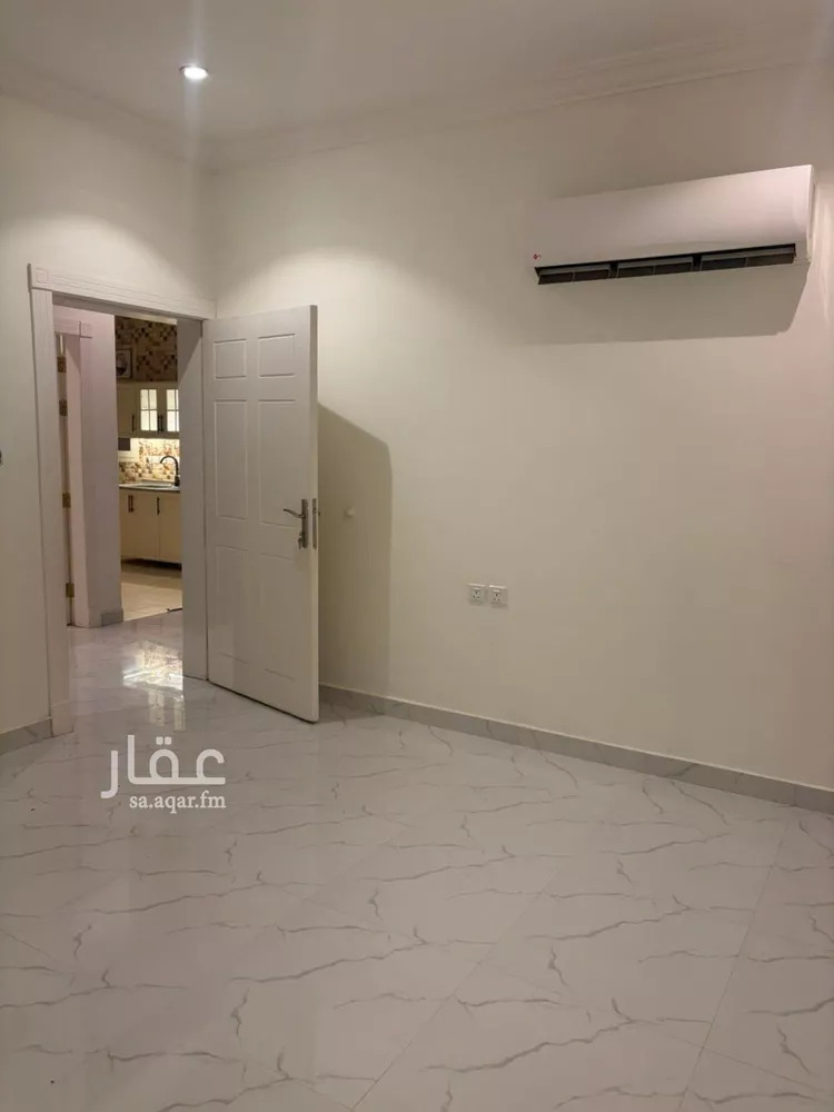 شقة للإيجار في شارع تاج الدين الكندي, حي العارض, مدينة الرياض, منطقة الرياض 1 صورة