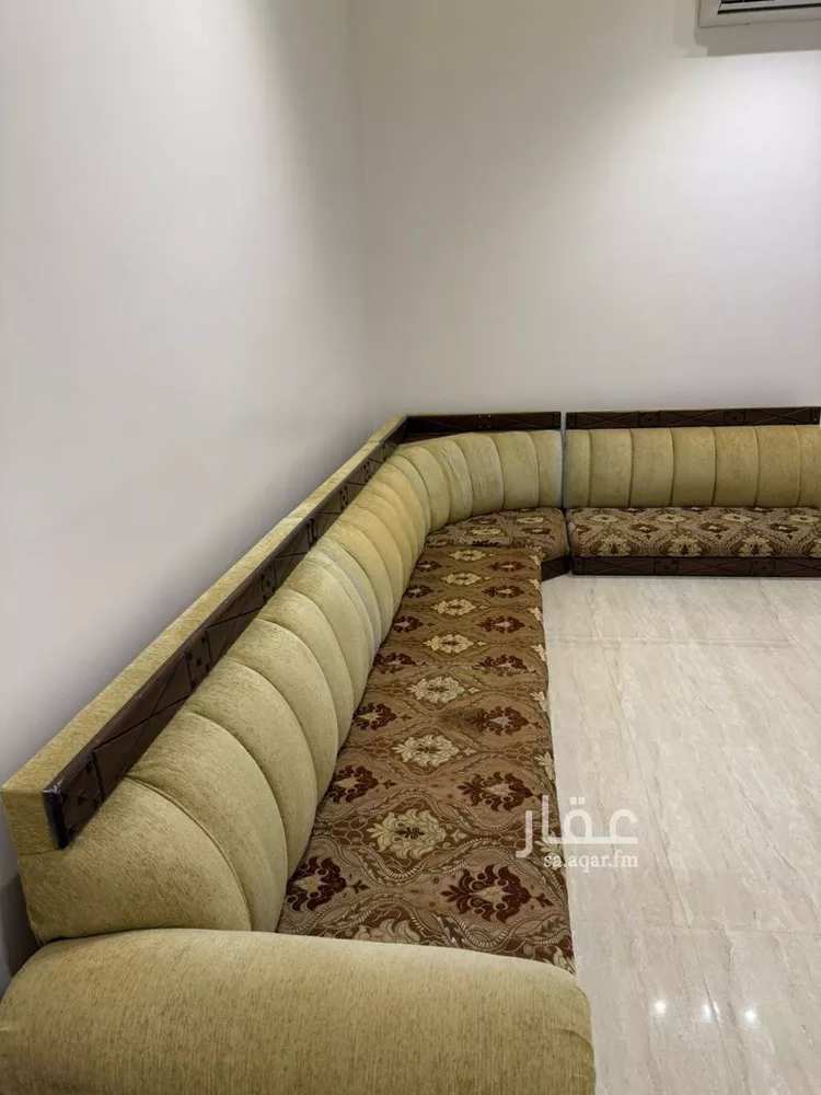 فيلا للإيجار في شارع جبل الأسودة, حي القادسية, مدينة الرياض, منطقة الرياض صورة 4