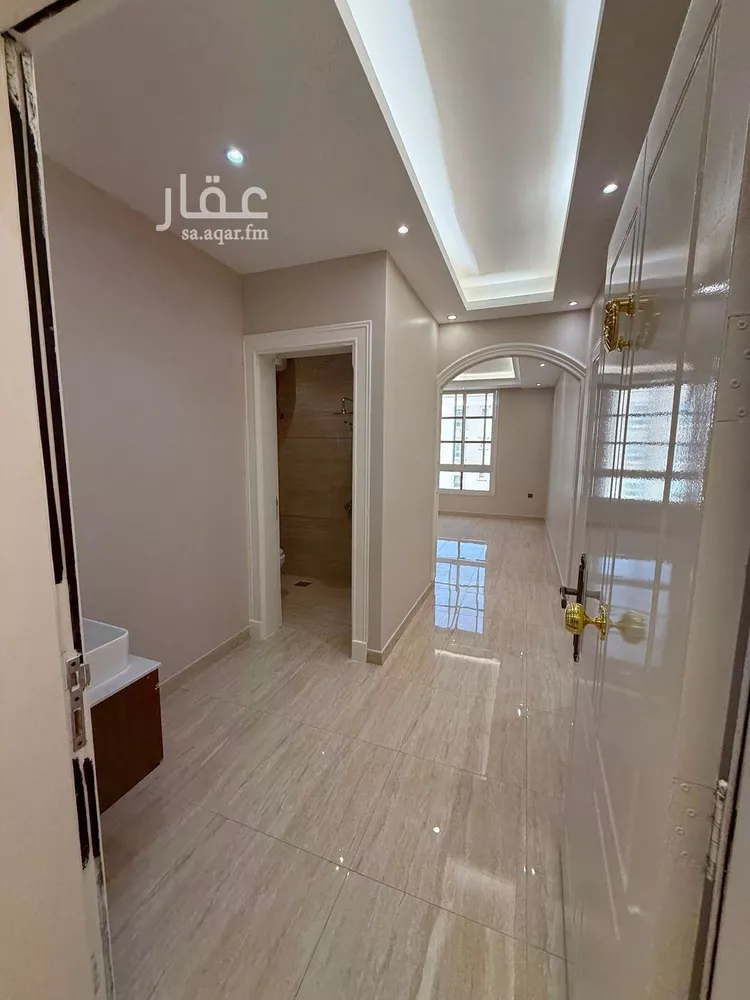 شقة للإيجار في شارع رقم 405, حي الملقا, مدينة الرياض, منطقة الرياض 7