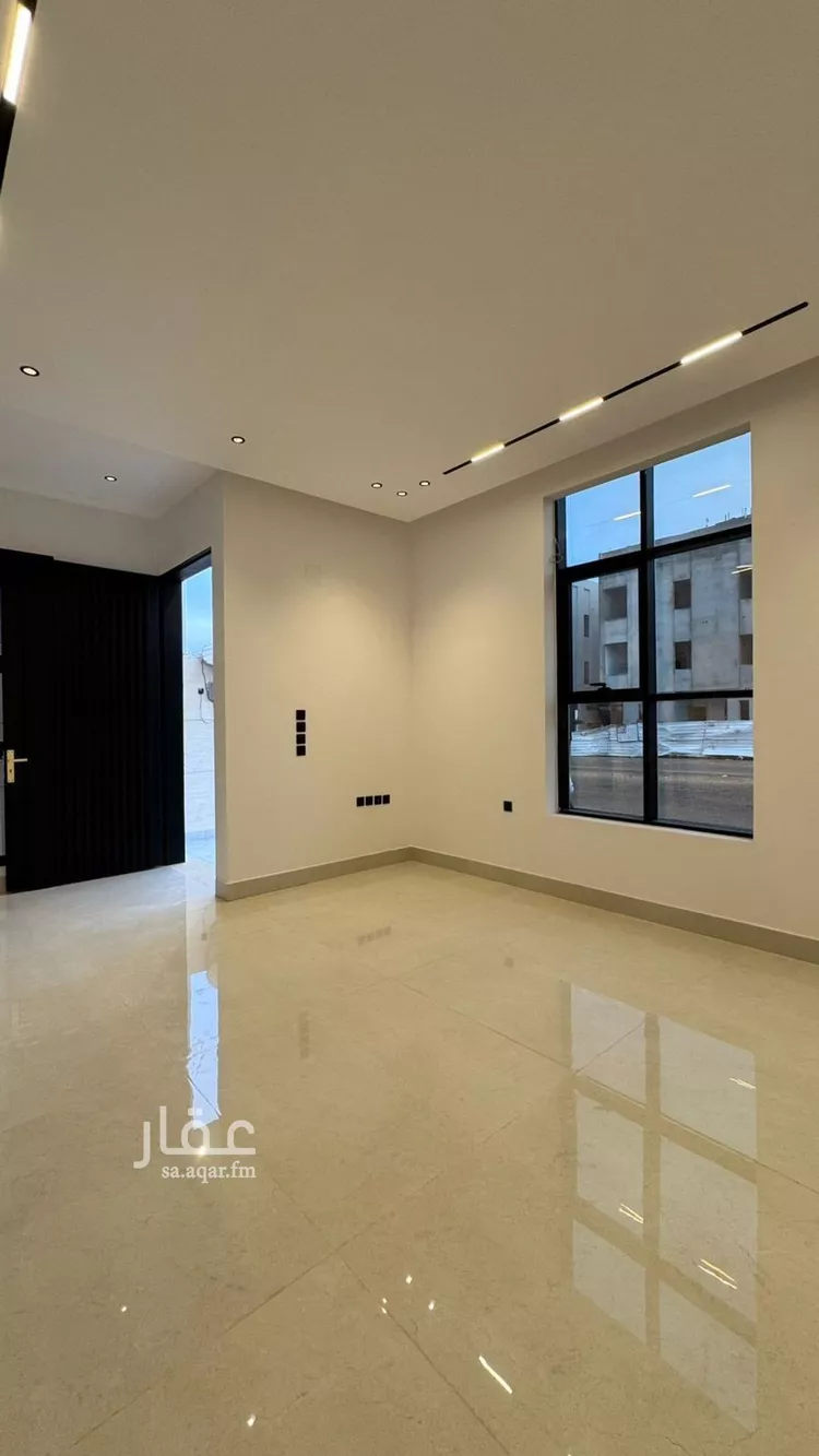 فيلا للبيع في شارع عفيف الدين الثقفي, حي المهدية, مدينة الرياض, منطقة الرياض 15